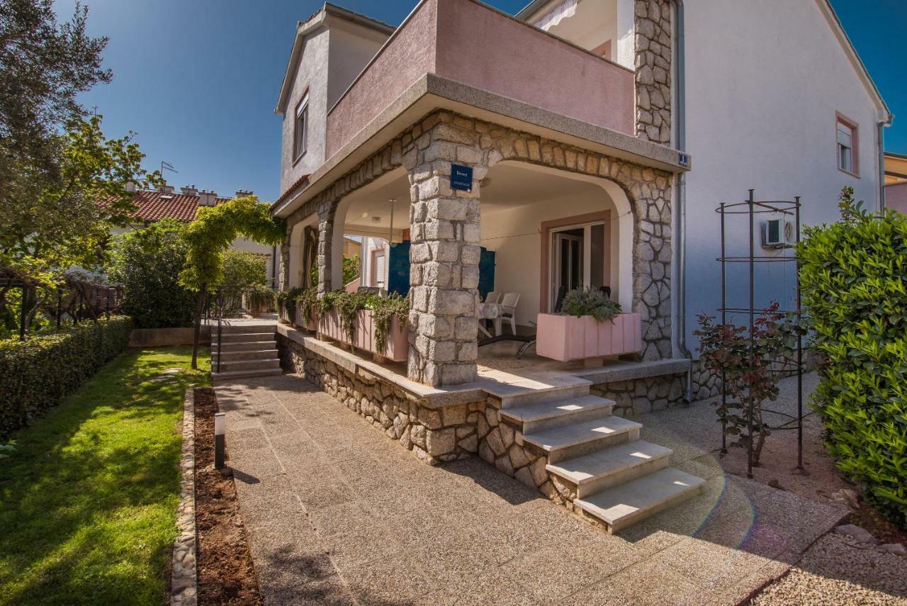 Apartments Braut Krk Крк Экстерьер фото
